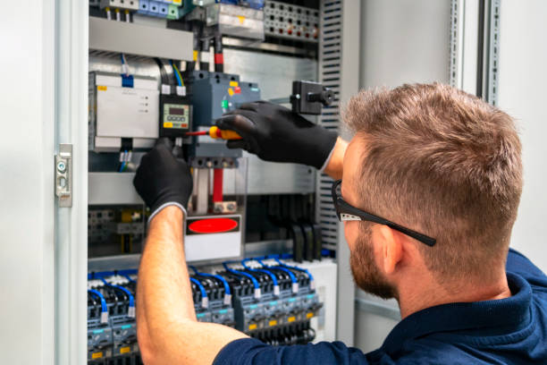 Best Affordable Emergency Electrician  in Ellisville, MS